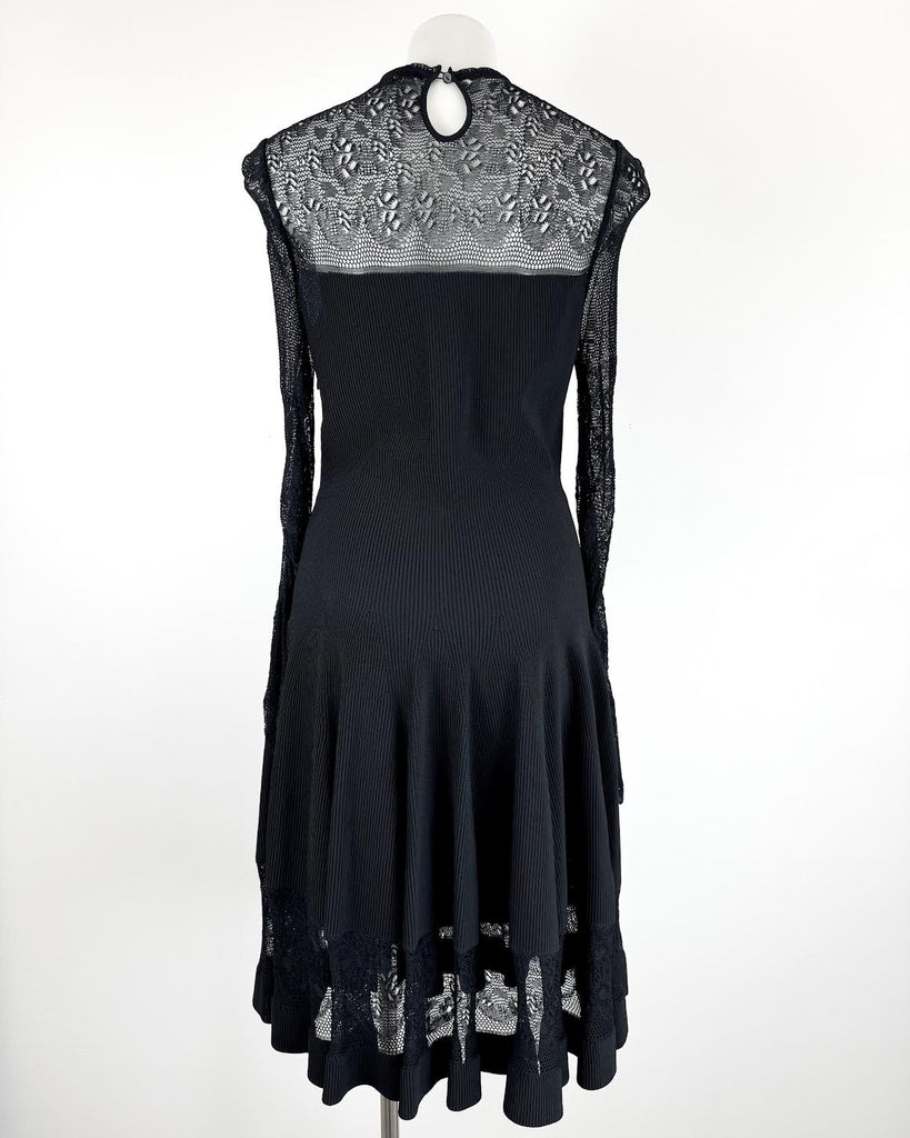 ALEXANDER MCQUEEN - LACE DETAIL DRESS