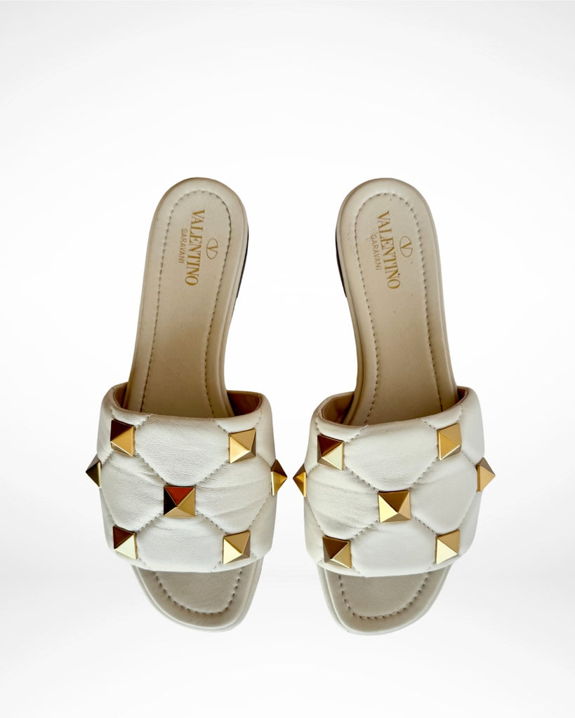 VALENTINO GARAVANI - ROMAN STUD FLAT LEATHER SANDALS