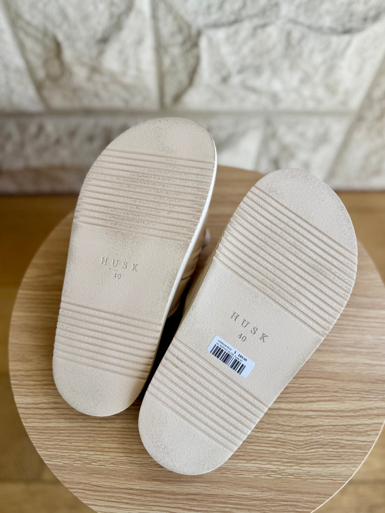 HUSK - SOPHIA SLIDES