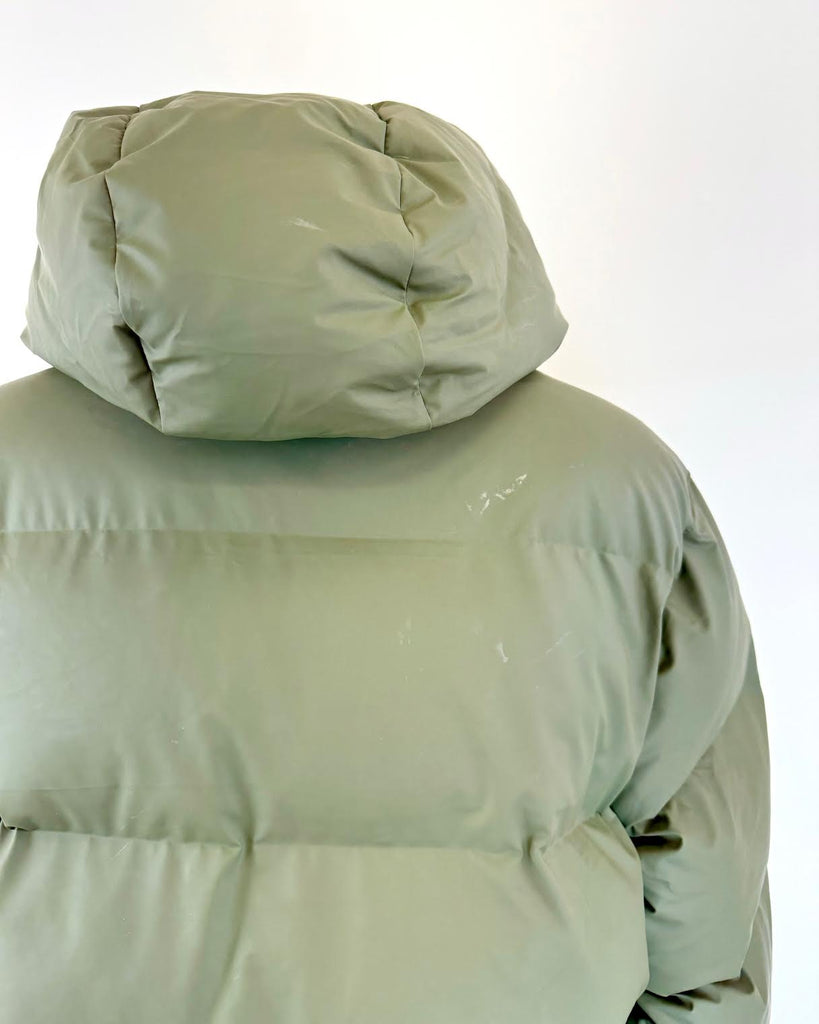 RAINS - LONG PUFFER COAT IN OLIVE