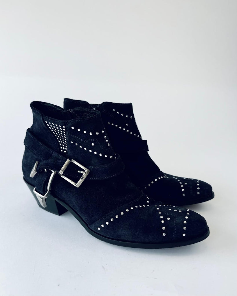 BIANCA BUCCHERI - STUDDED SUEDE MID HEEL BOOTS - INK BLUE