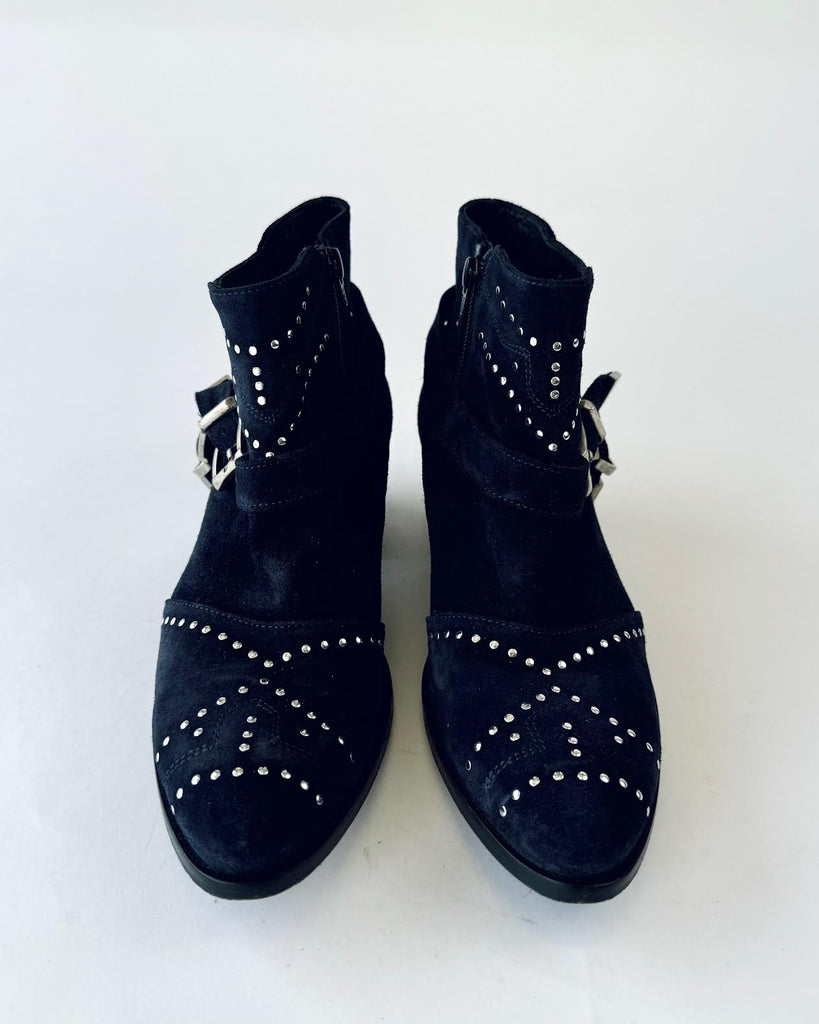 BIANCA BUCCHERI - STUDDED SUEDE MID HEEL BOOTS - INK BLUE