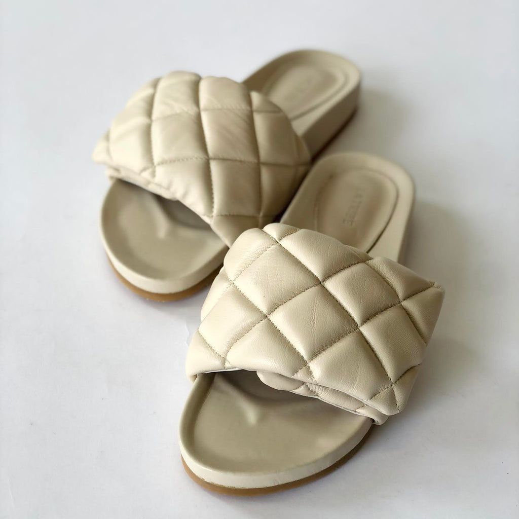 LA TRIBE - QUILTED SLIDE - CREAM