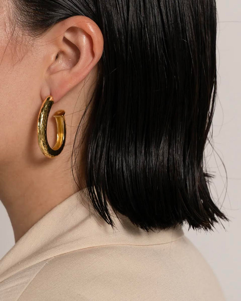 MOUNTAIN AND MOON - KITTY GOLD HOOPS