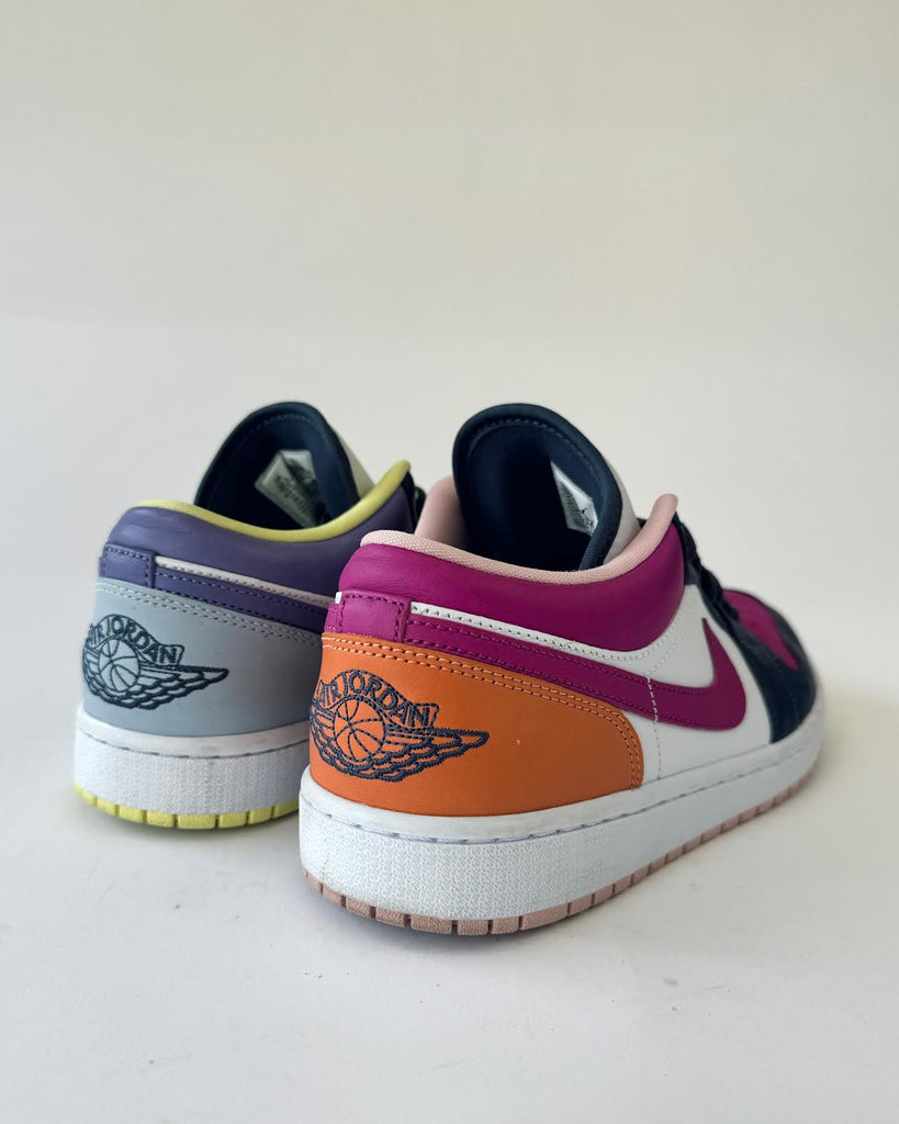 NIKE - AIR JORDAN - MISMATCHED RUNNERS - PURPLE MAGENTA